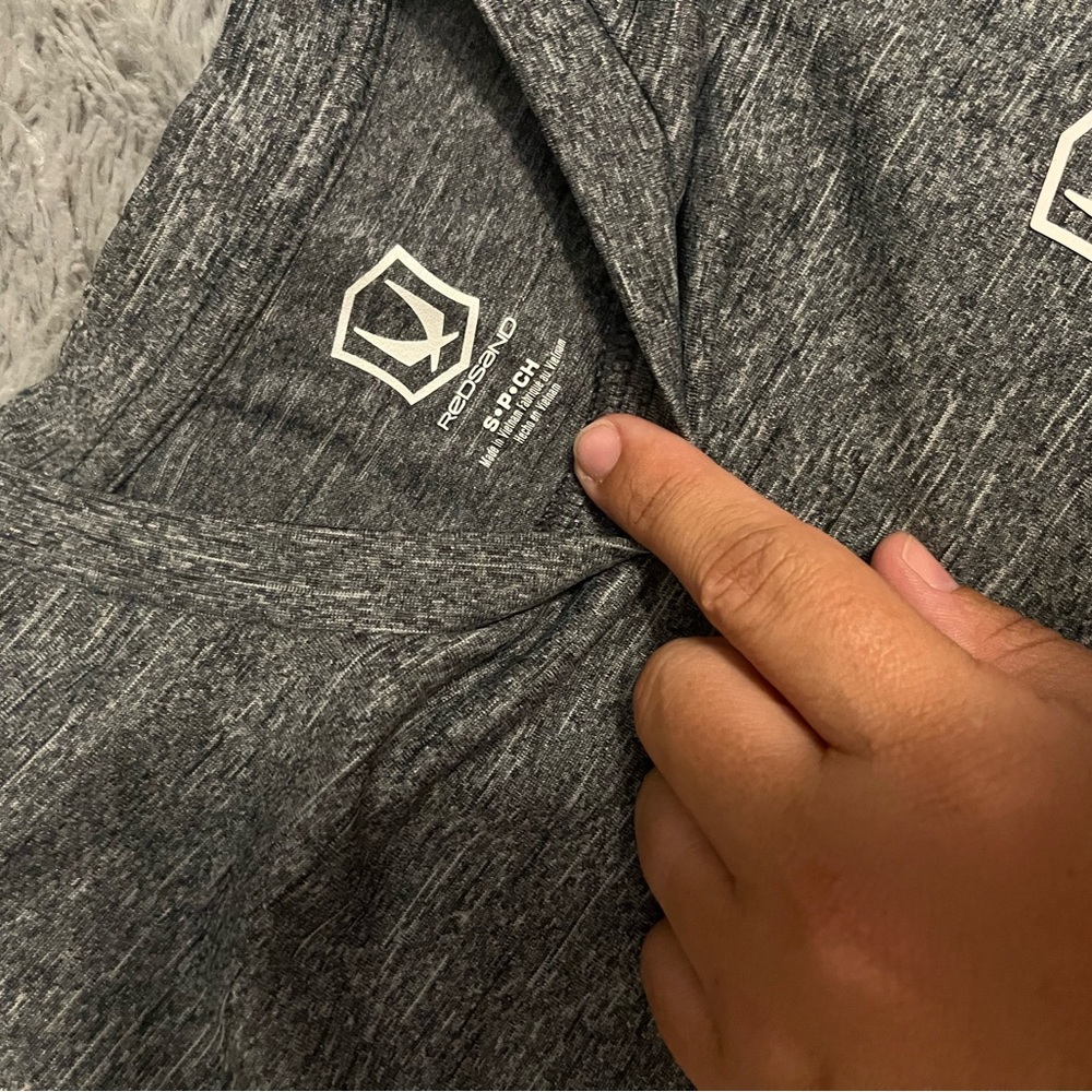 Men’s Small Shirt